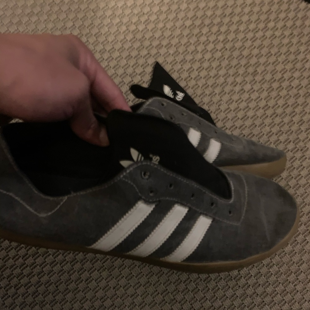 Men’s size 11 adidas